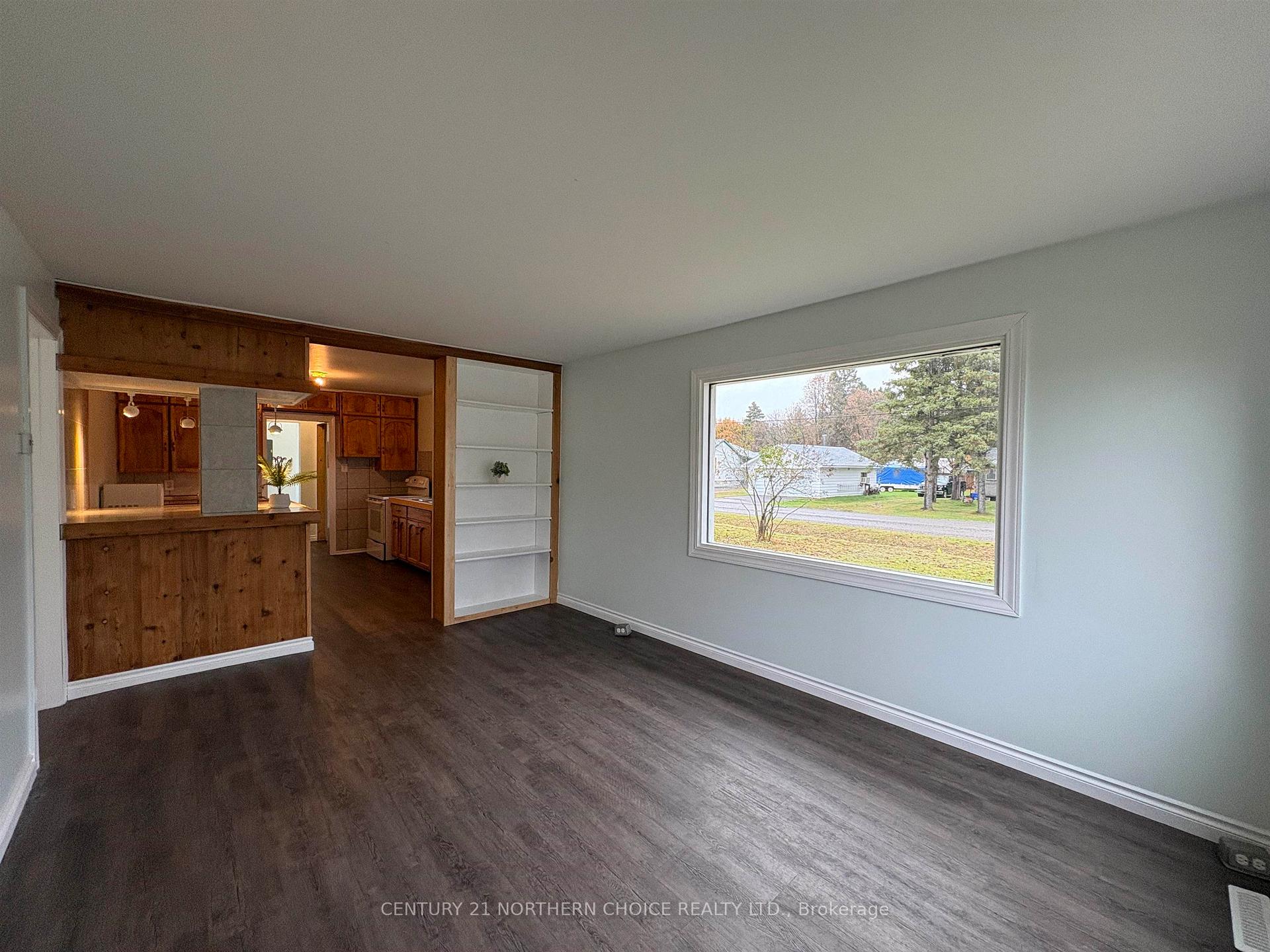 Photo 13 of 200 Sixth Street W, Fort Frances — HOMEH
