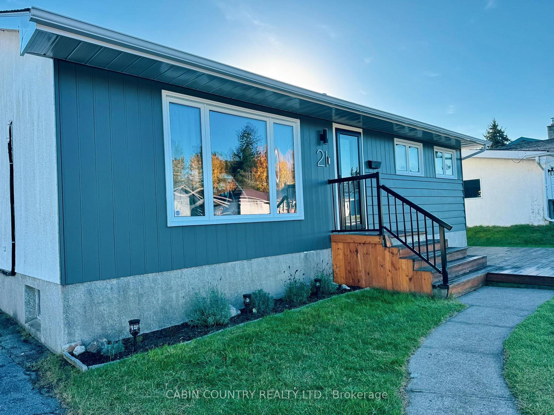 Photo 2 of 21 Nairn, Kenora, Pinecrest — HOMEH