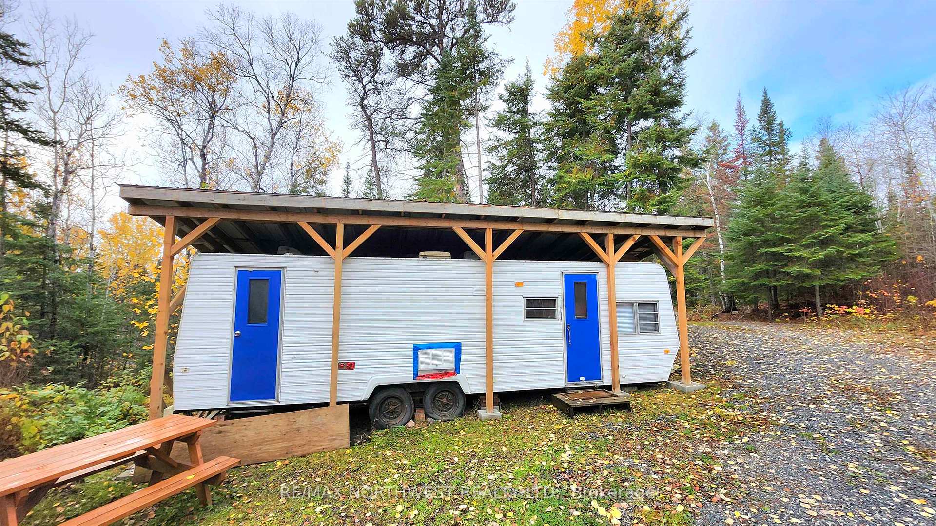 Photo 28 of 10 Nelson Road North, Kenora Remote Area, Minaki-Winnepeg River — HOMEH
