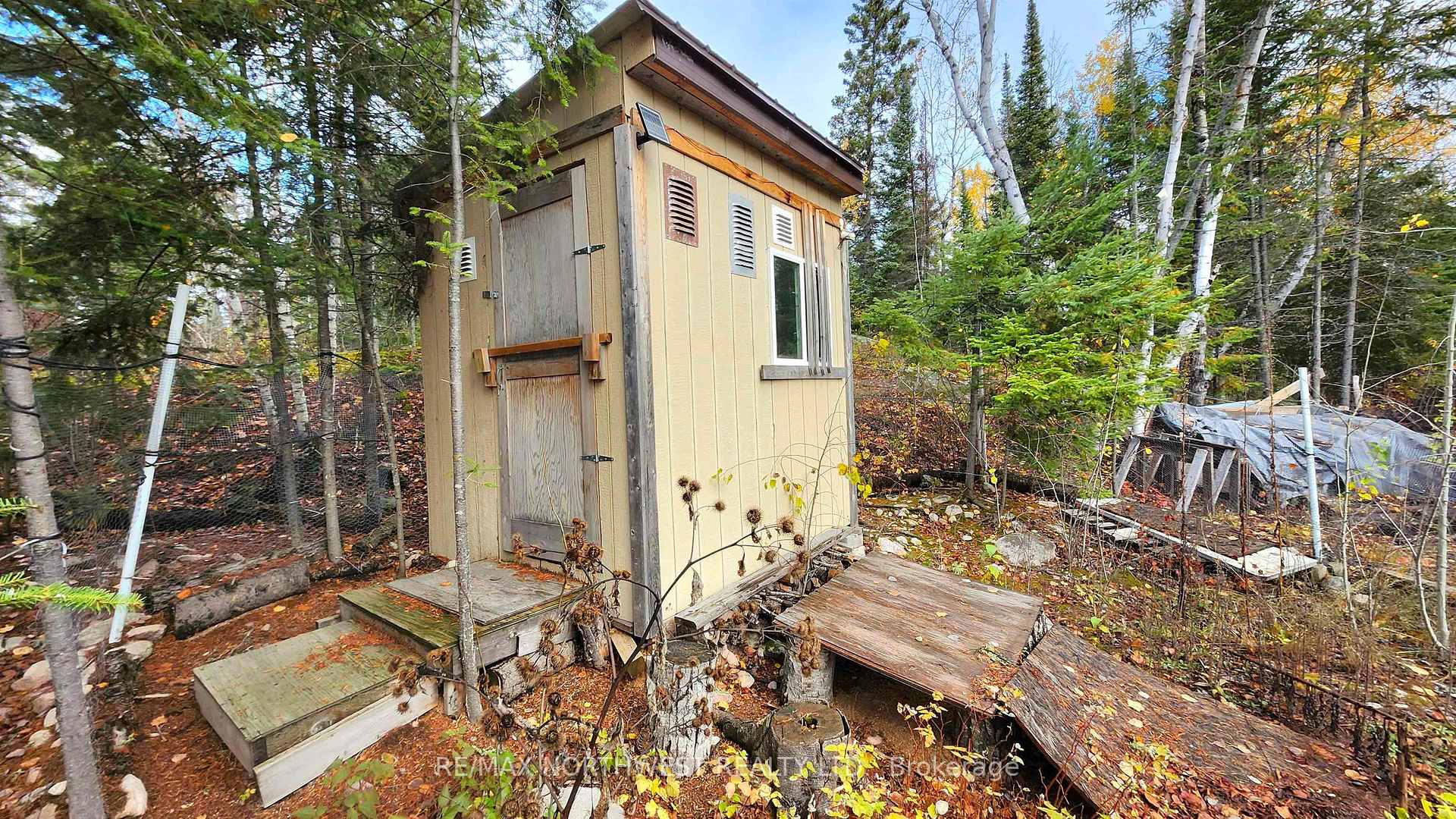 Photo 32 of 10 Nelson Road North, Kenora Remote Area, Minaki-Winnepeg River — HOMEH