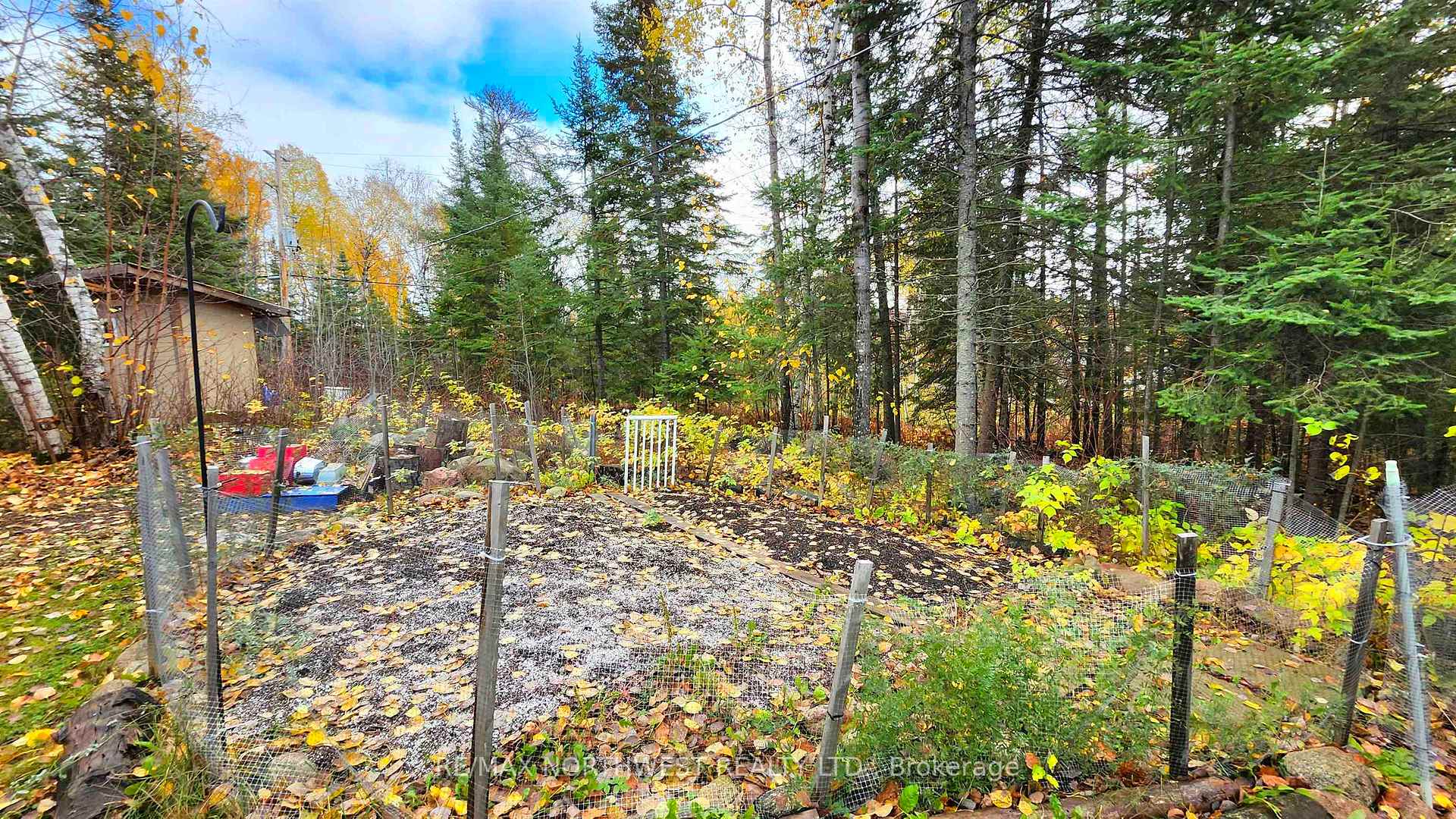 Photo 37 of 10 Nelson Road North, Kenora Remote Area, Minaki-Winnepeg River — HOMEH