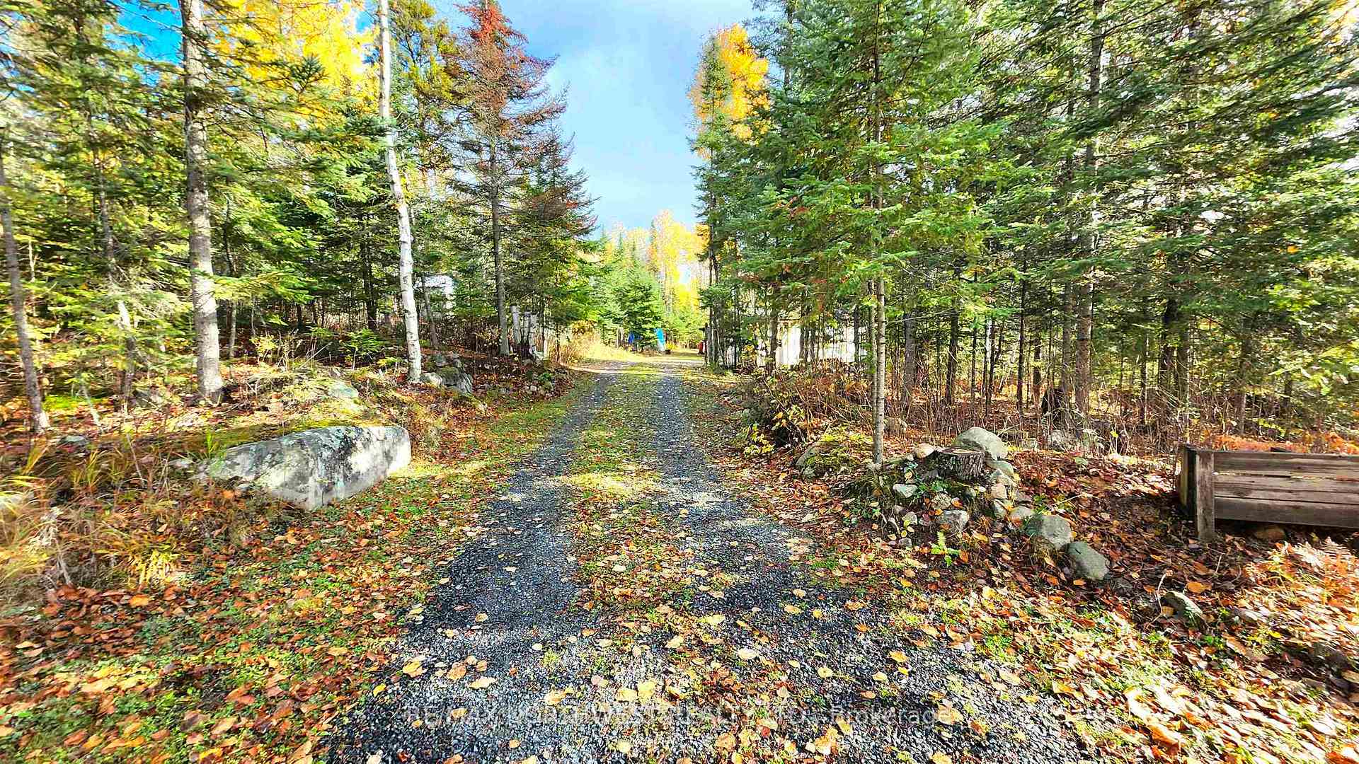 Photo 38 of 10 Nelson Road North, Kenora Remote Area, Minaki-Winnepeg River — HOMEH