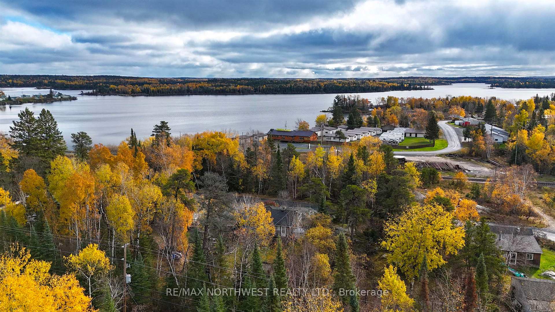 Photo 41 of 10 Nelson Road North, Kenora Remote Area, Minaki-Winnepeg River — HOMEH