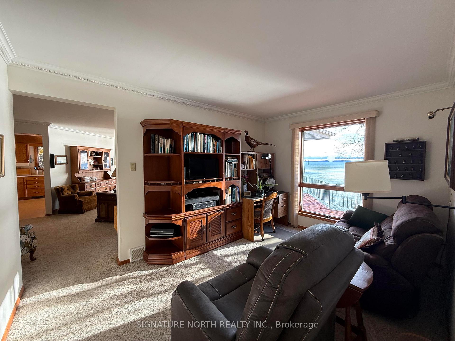 Photo 17 of 184 Island Avenue, Neebing, Blake — HOMEH