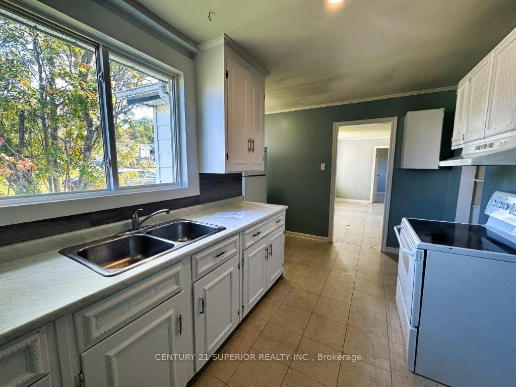 Photo 8 of 4 Croy Court, Marathon — HOMEH