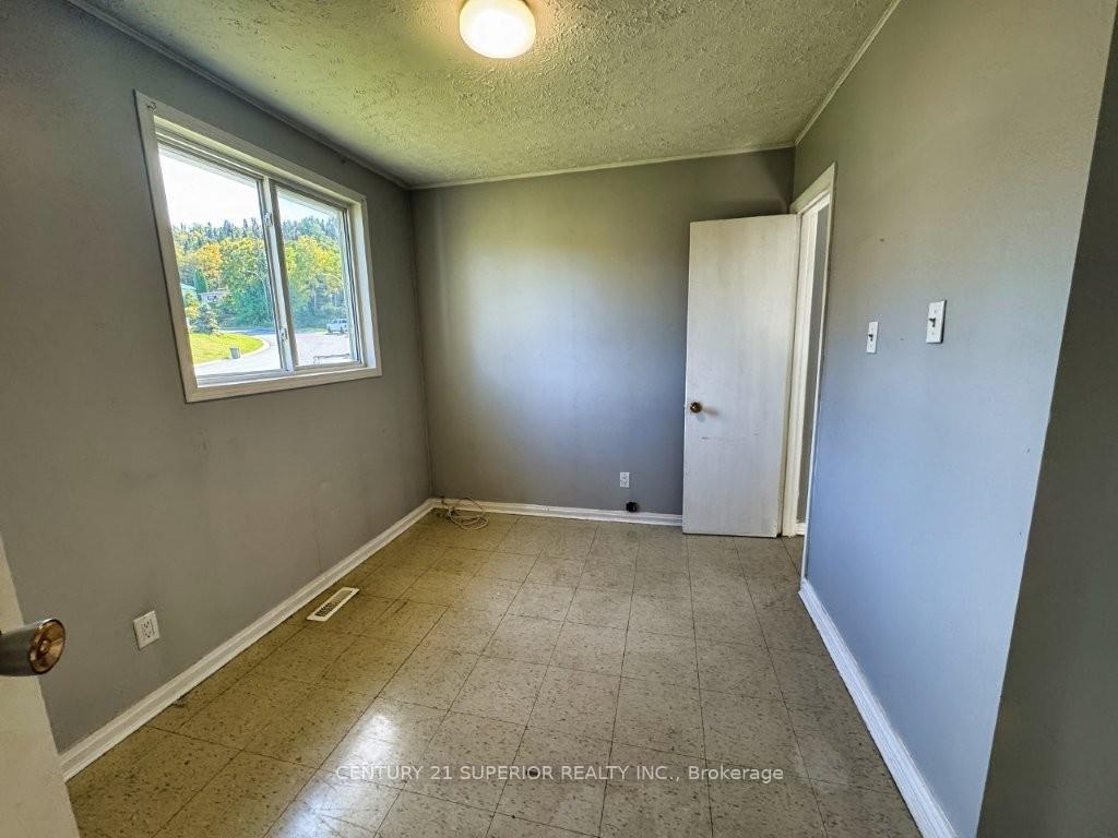 Photo 17 of 4 Croy Court, Marathon — HOMEH