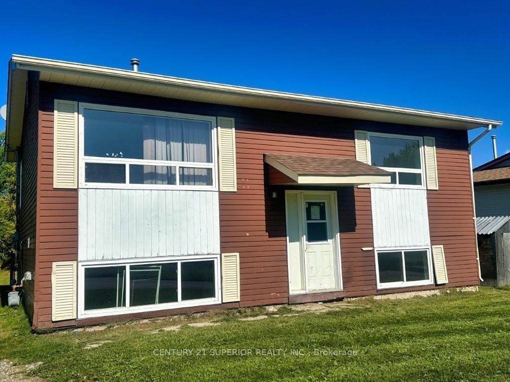 Photo 1 of 155 Harkness Street, Nipigon — HOMEH