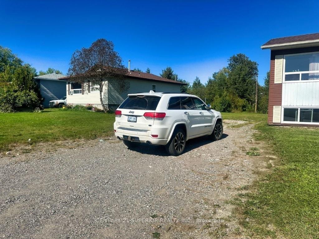 Photo 4 of 155 Harkness Street, Nipigon — HOMEH