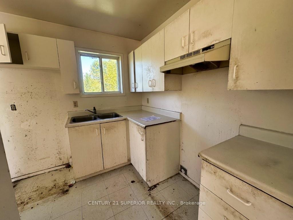 Photo 15 of 155 Harkness Street, Nipigon — HOMEH