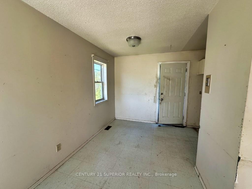 Photo 17 of 155 Harkness Street, Nipigon — HOMEH