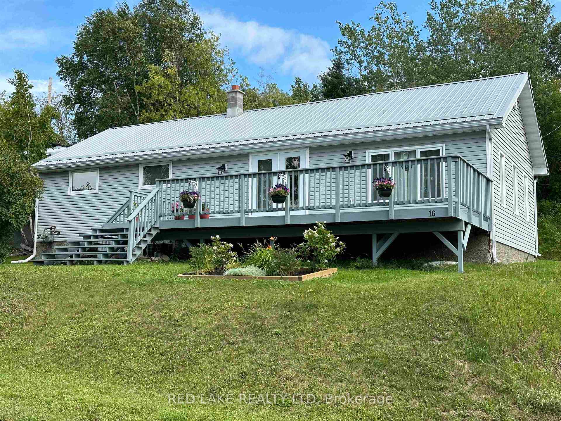 Photo 1 of 16 Lakeview Avenue, Red Lake — HOMEH