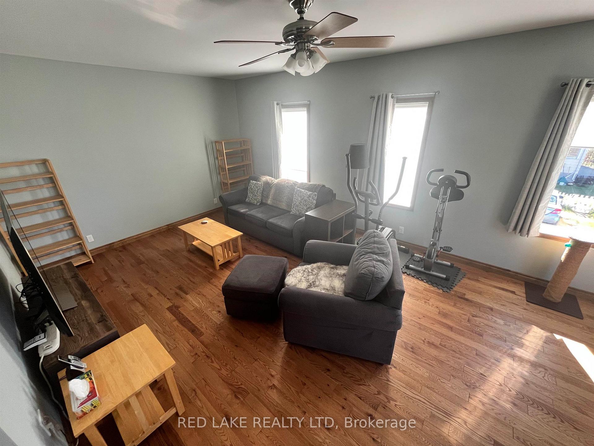 Photo 13 of 16 Lakeview Avenue, Red Lake — HOMEH