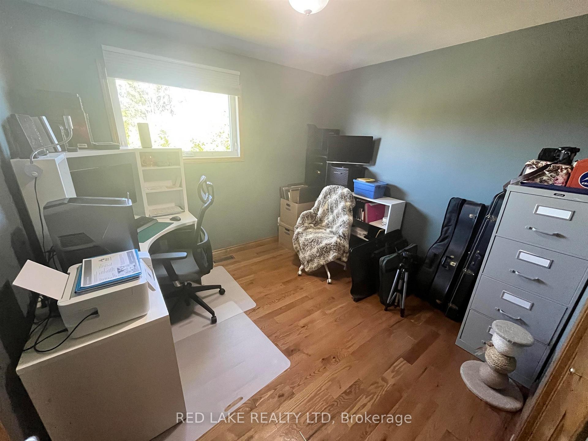 Photo 26 of 16 Lakeview Avenue, Red Lake — HOMEH