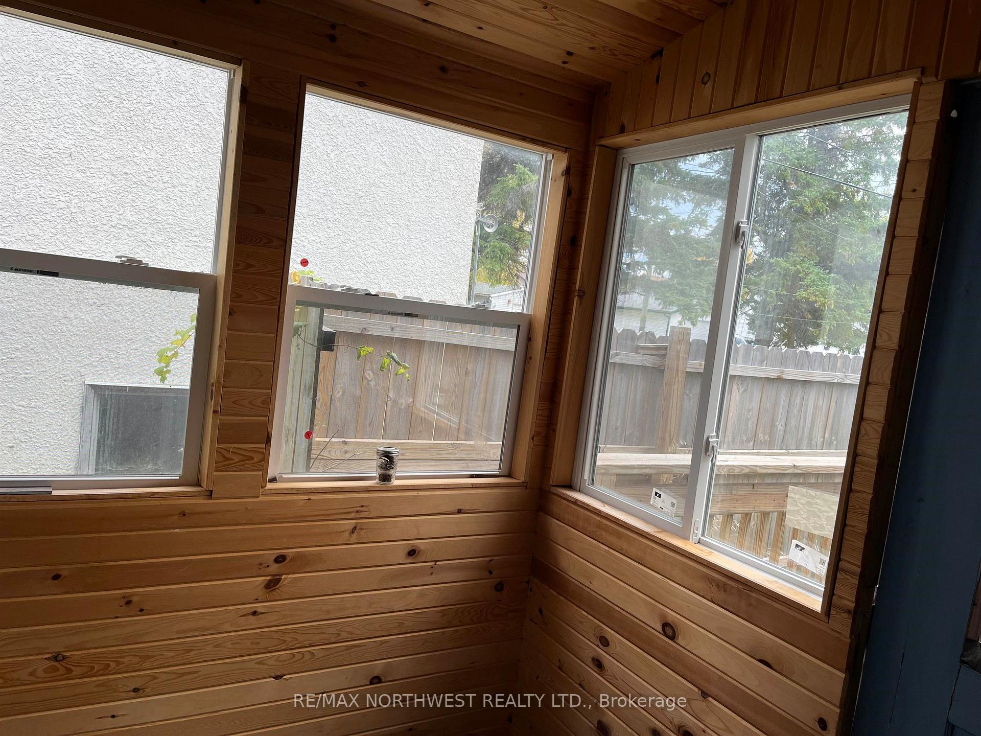 Photo 8 of 1035 Third St. E, Fort Frances — HOMEH