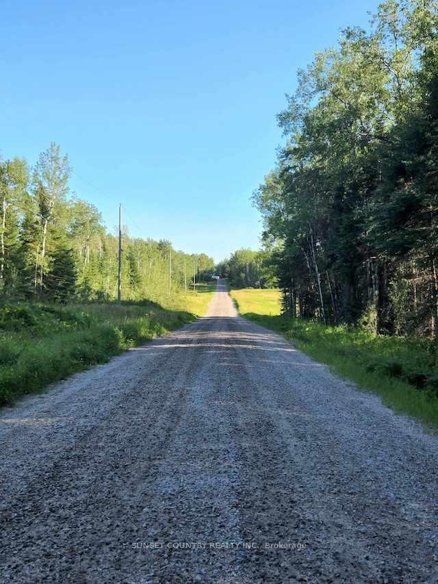 Photo 3 of 131 Lakeview Road, Dryden, Thunder Lake — HOMEH