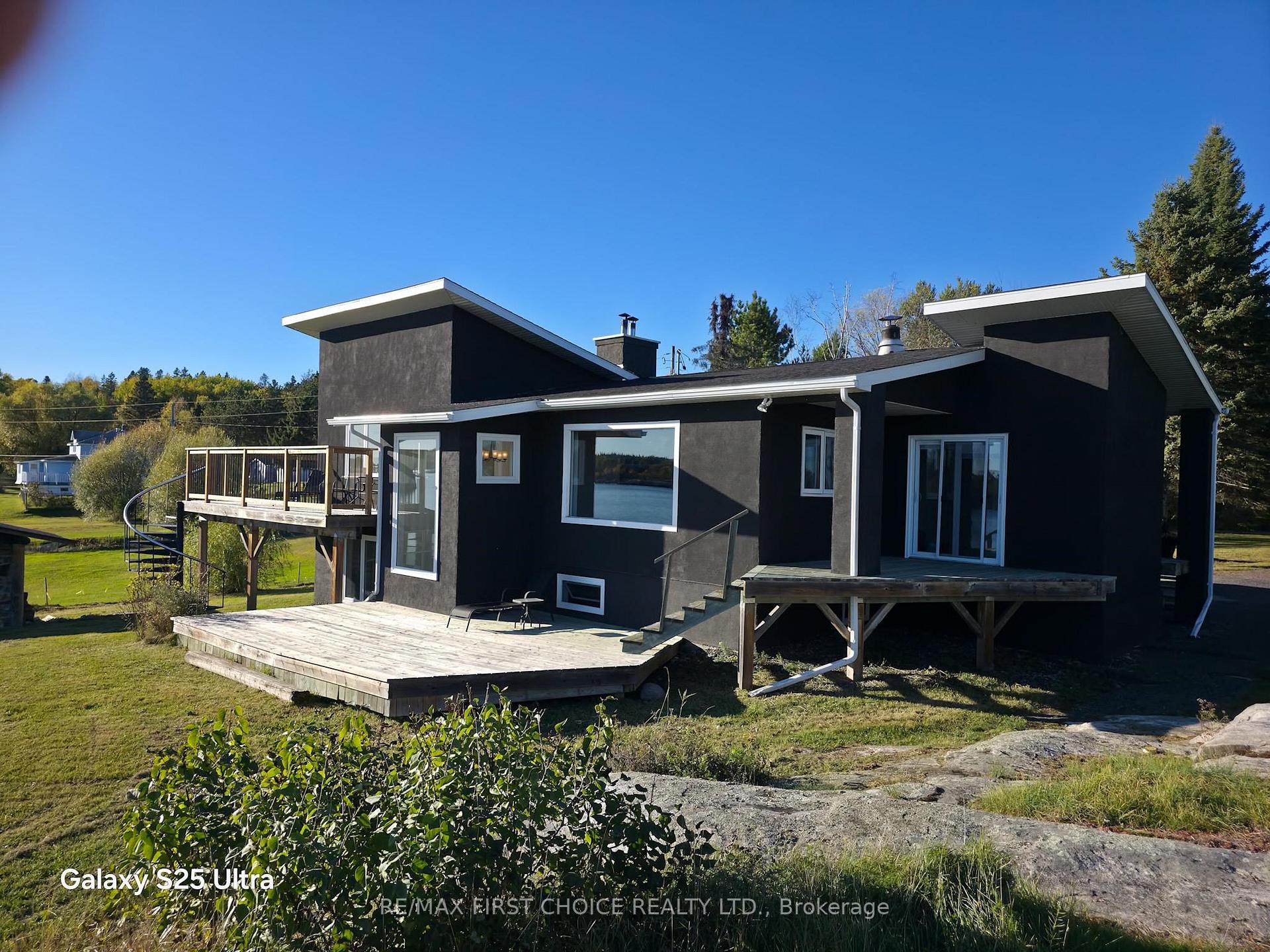 Photo 2 of 273 Darlington Bay Road, Kenora, Keewatin — HOMEH