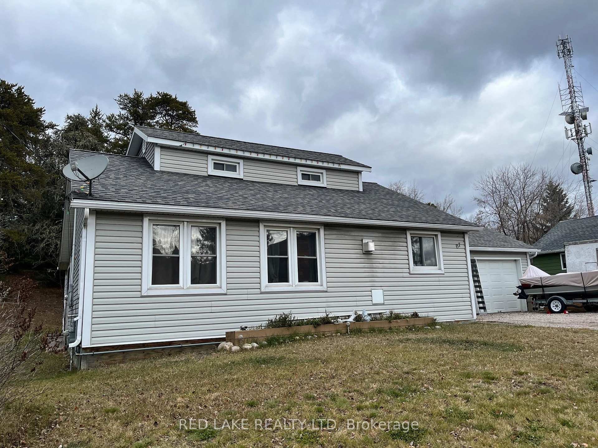Photo 1 of 67 Goldshore Road, Red Lake — HOMEH