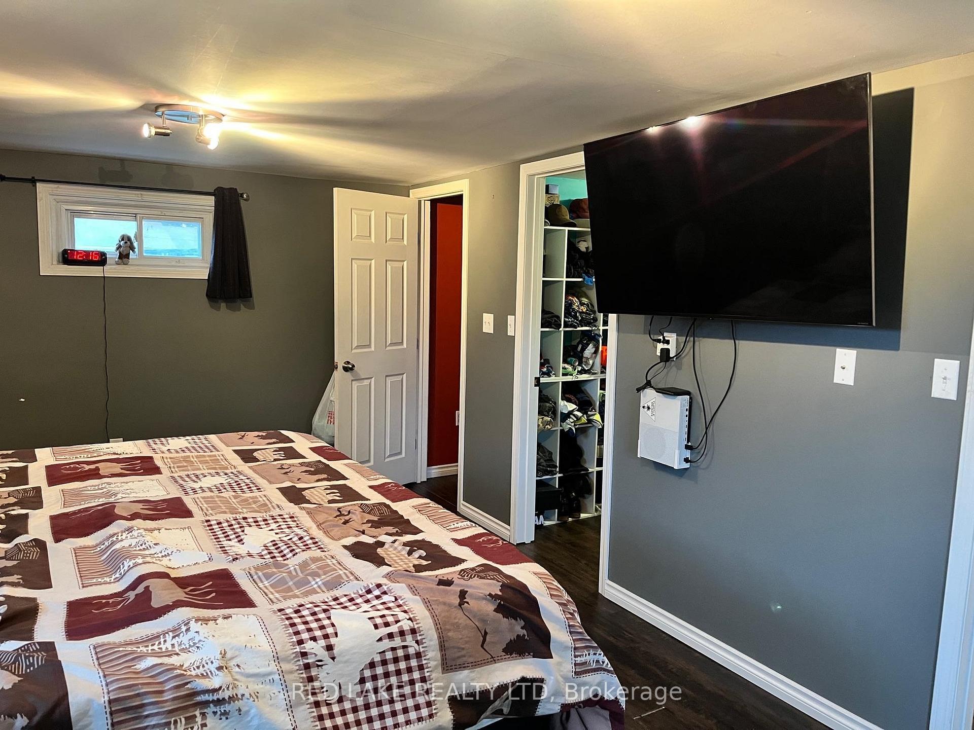 Photo 9 of 67 Goldshore Road, Red Lake — HOMEH