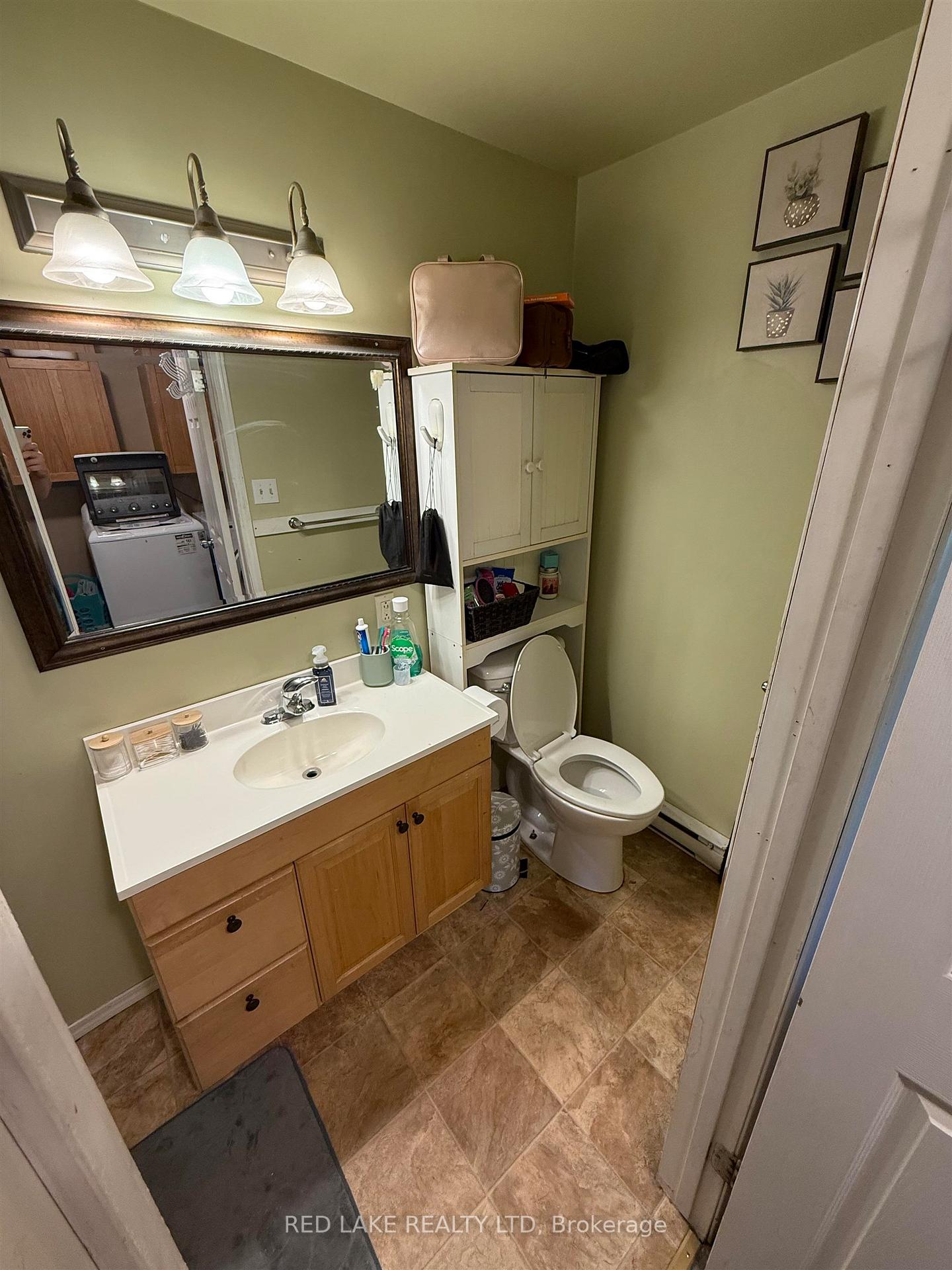 Photo 15 of 67 Goldshore Road, Red Lake — HOMEH