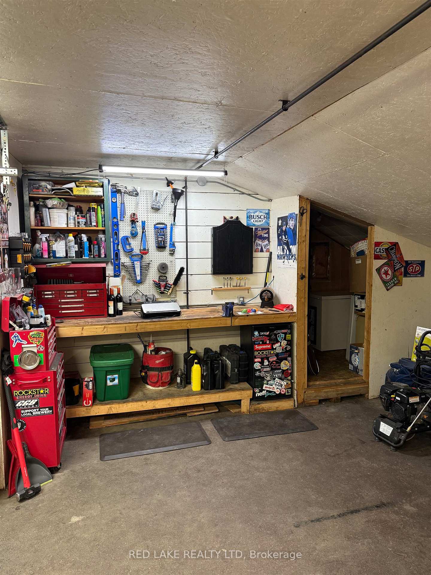 Photo 24 of 67 Goldshore Road, Red Lake — HOMEH
