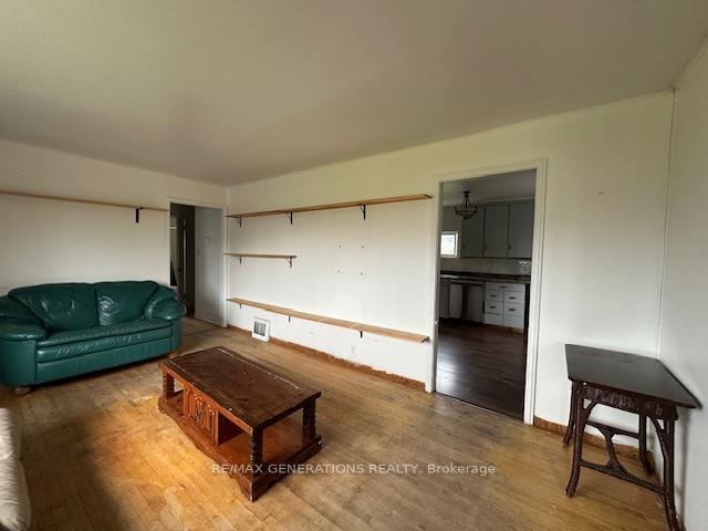 Photo 4 of 8 Laurier Avenue, Terrace Bay — HOMEH