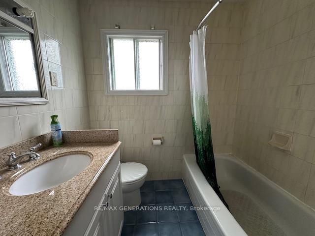 Photo 11 of 8 Laurier Avenue, Terrace Bay — HOMEH