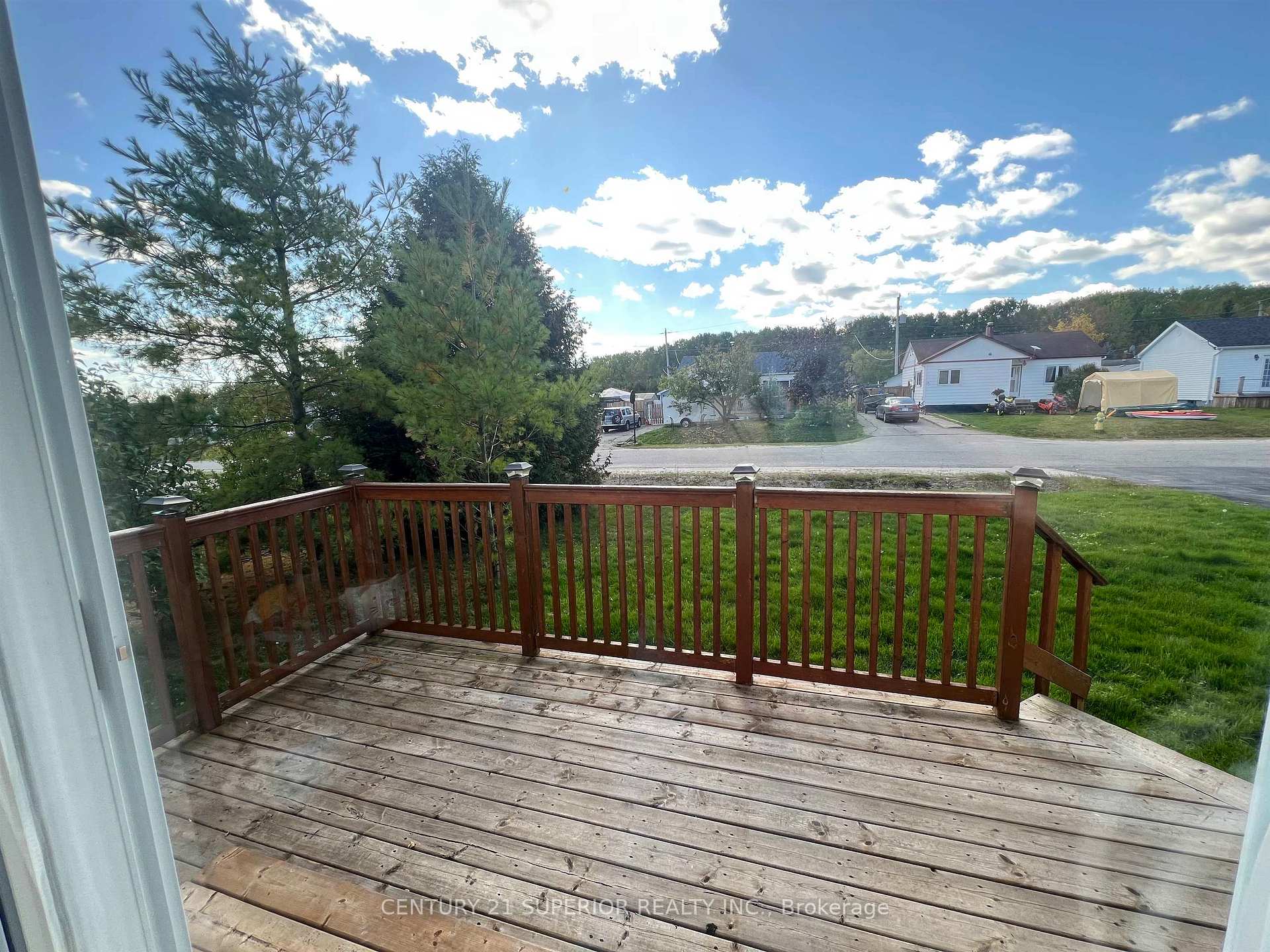 Photo 2 of 13 Falcon Drive, Manitouwadge — HOMEH