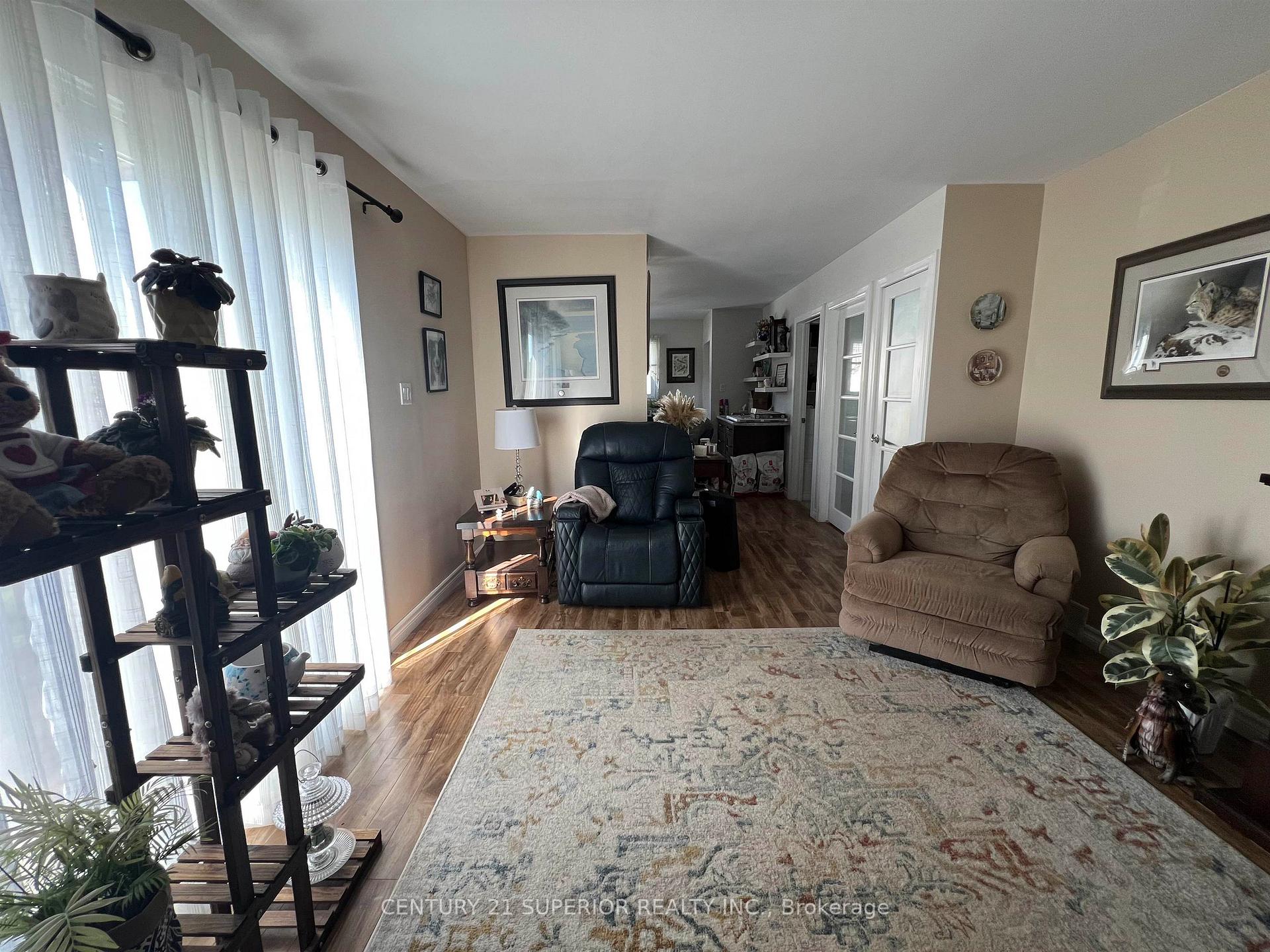 Photo 4 of 13 Falcon Drive, Manitouwadge — HOMEH