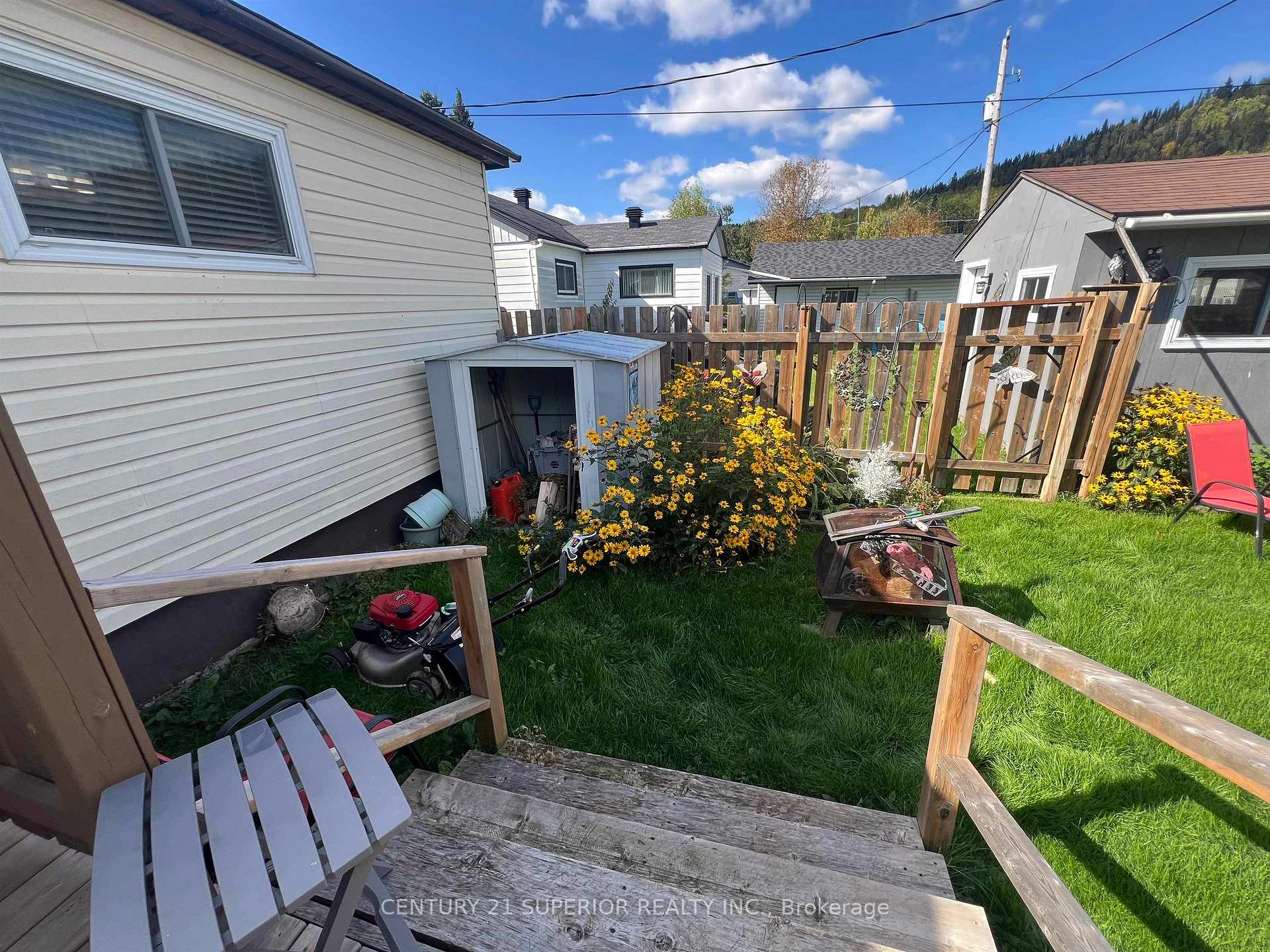 Photo 27 of 13 Falcon Drive, Manitouwadge — HOMEH