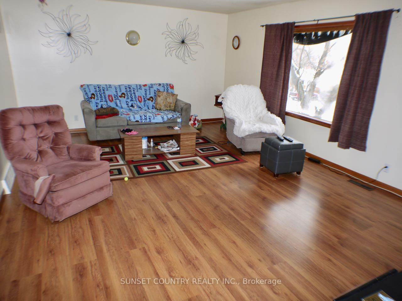 Photo 10 of 248 Second Street, Dryden, Hillcrest — HOMEH