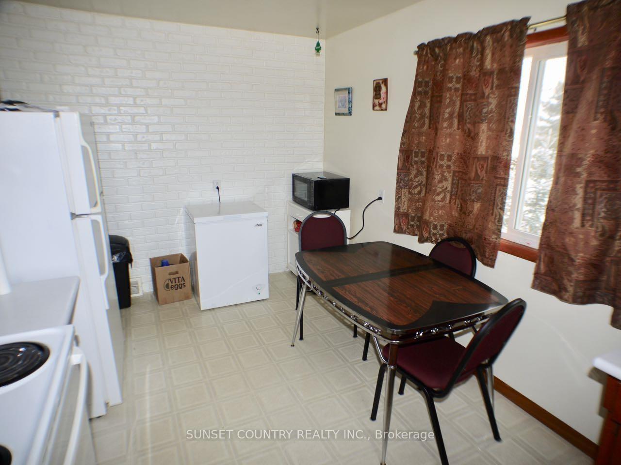Photo 12 of 248 Second Street, Dryden, Hillcrest — HOMEH