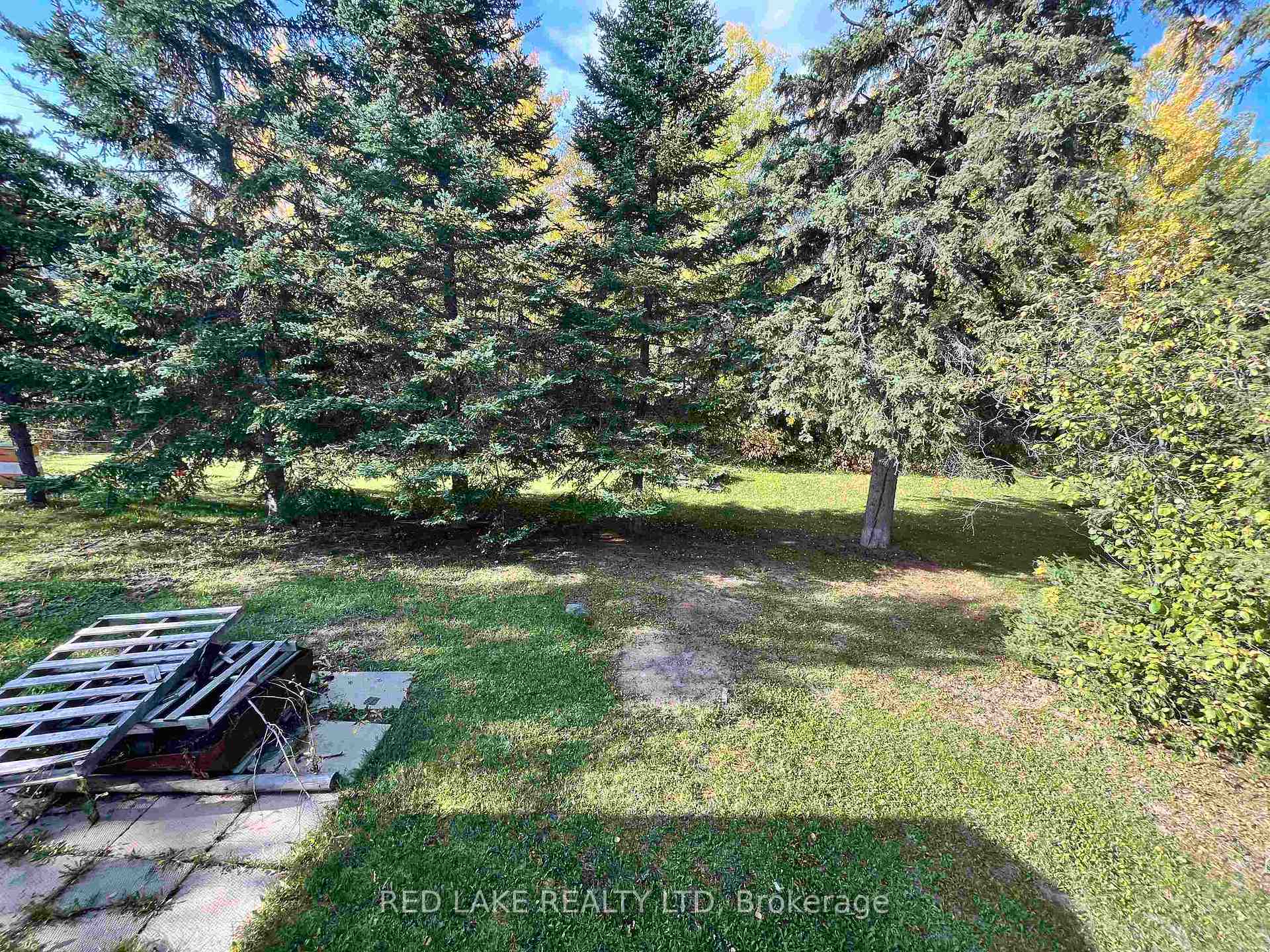 Photo 6 of 111 Buffalo Street, Red Lake — HOMEH