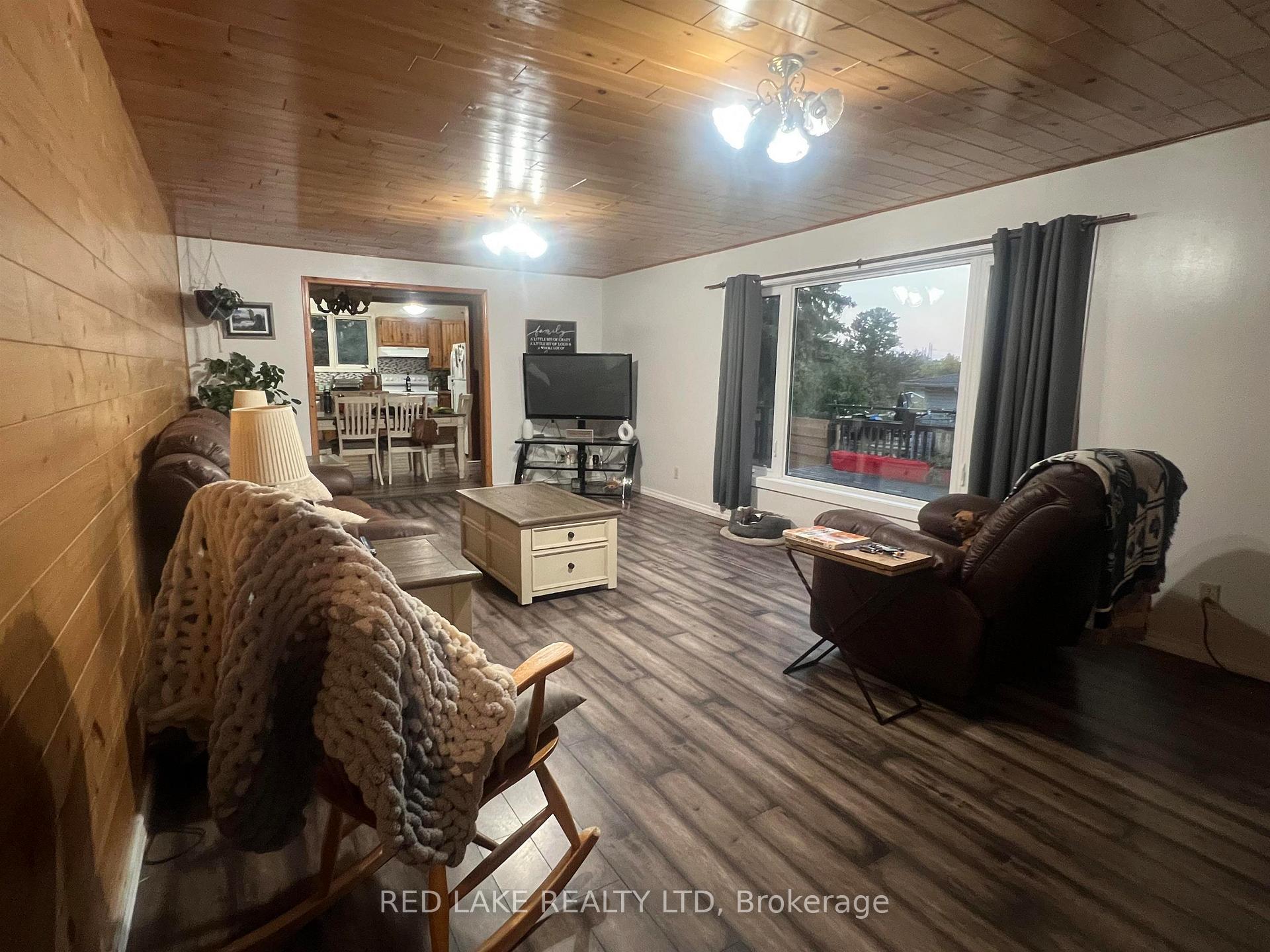 Photo 8 of 111 Buffalo Street, Red Lake — HOMEH
