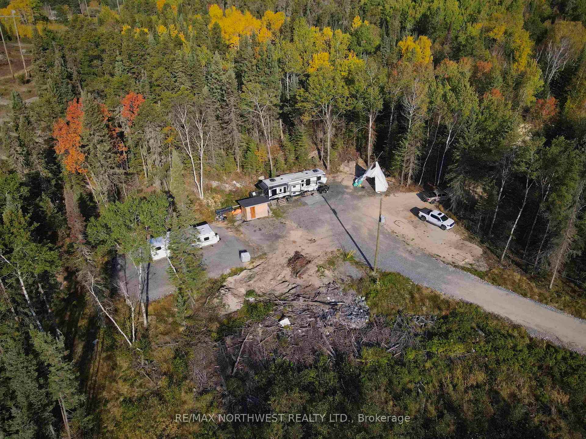 Photo 12 of 18 Johnson Road, Kenora, Airport Road North — HOMEH