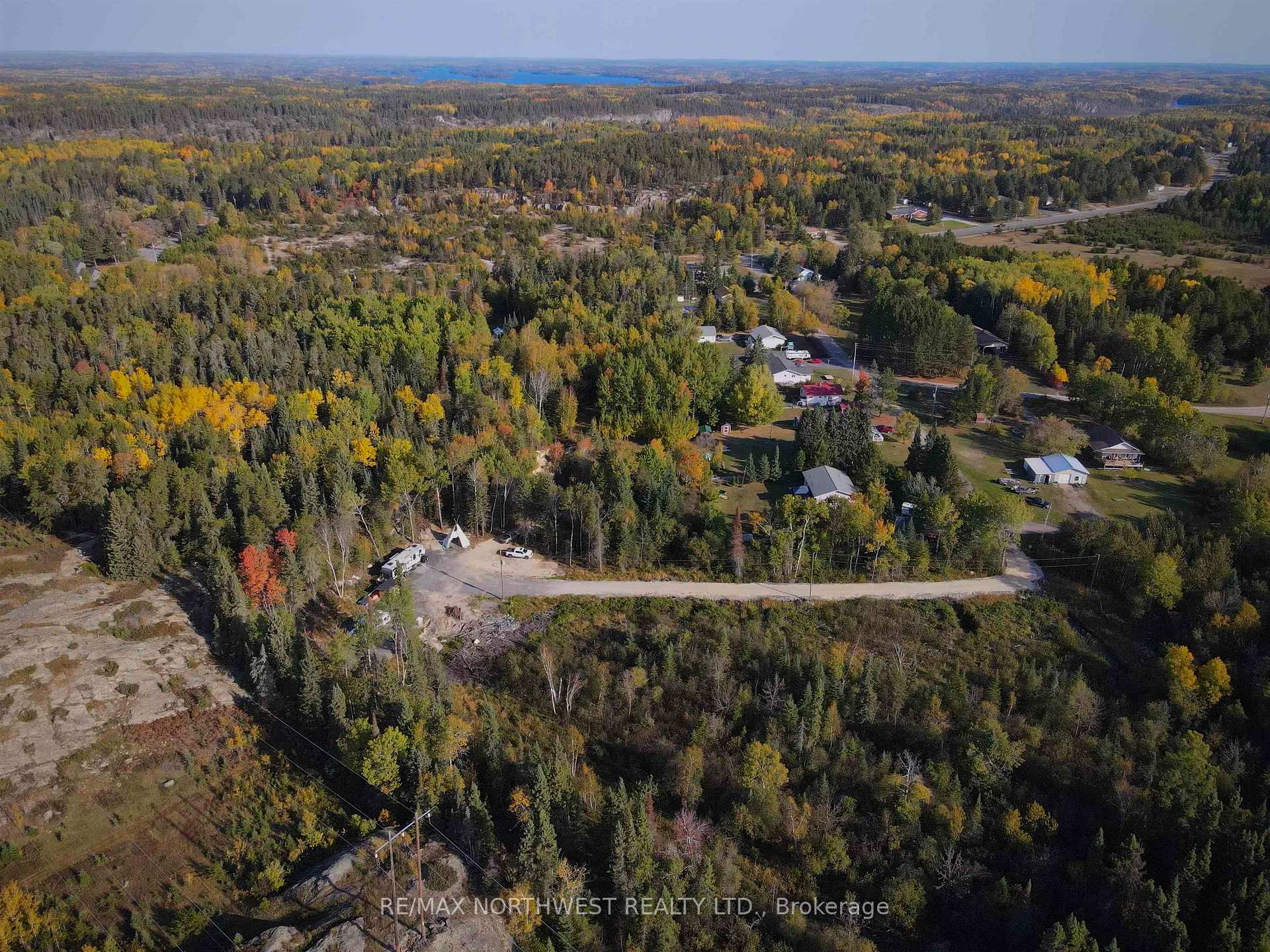 Photo 16 of 18 Johnson Road, Kenora, Airport Road North — HOMEH