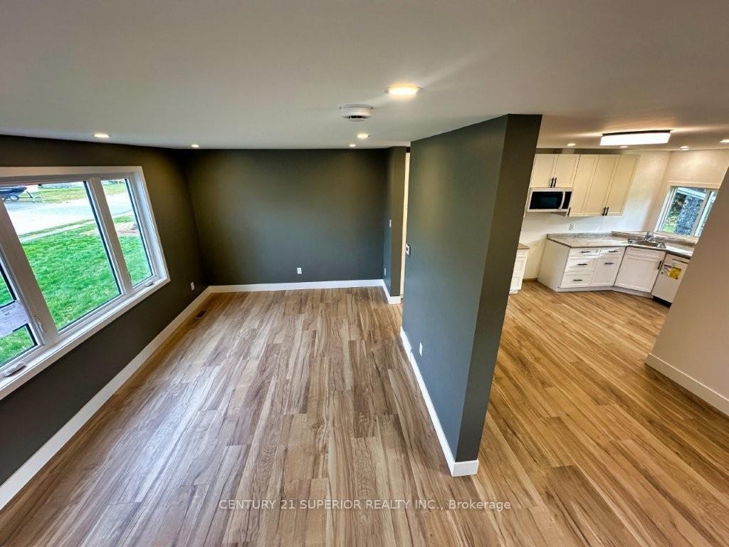Photo 12 of 78 Timmins Street, Red Rock, TB-85 — HOMEH