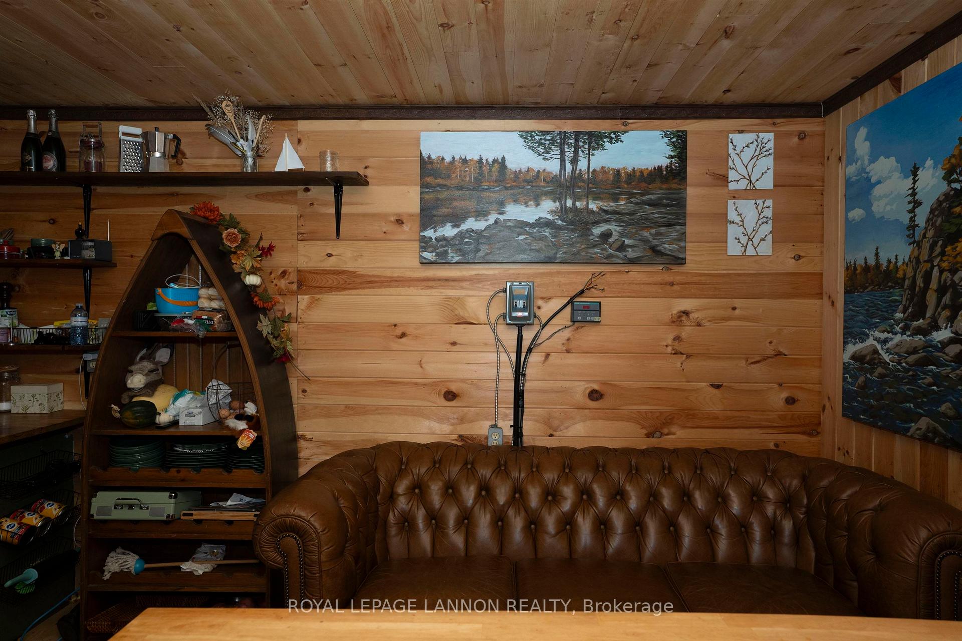 Photo 9 of 56 Savoie Road, Neebing, Crooks — HOMEH