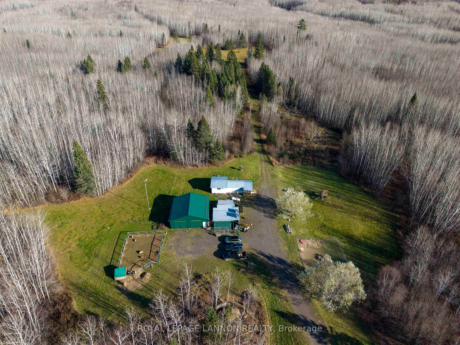 Photo 21 of 56 Savoie Road, Neebing, Crooks — HOMEH