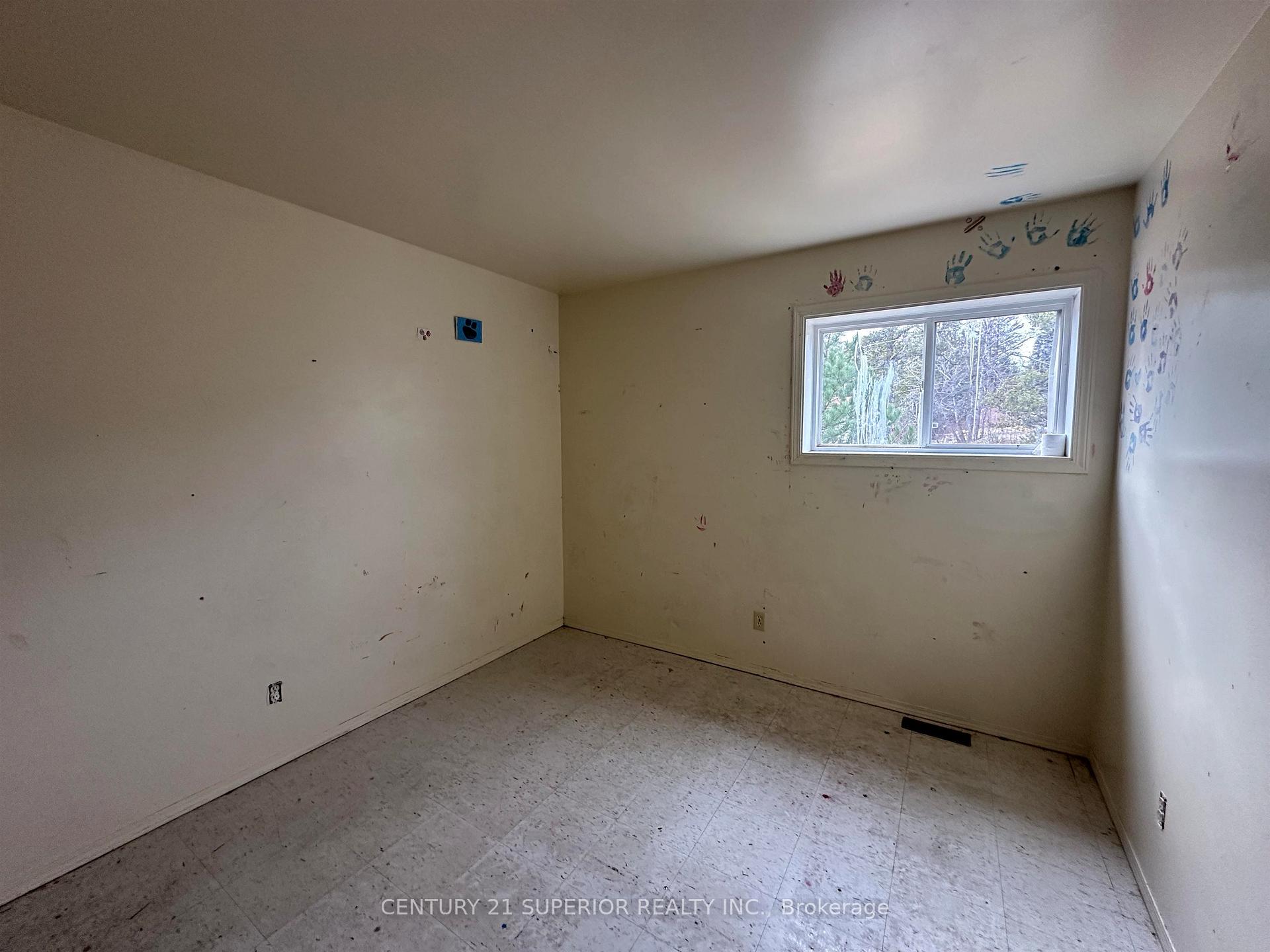 Photo 16 of 5 Northern Cres, Thunder Bay Remote Area — HOMEH