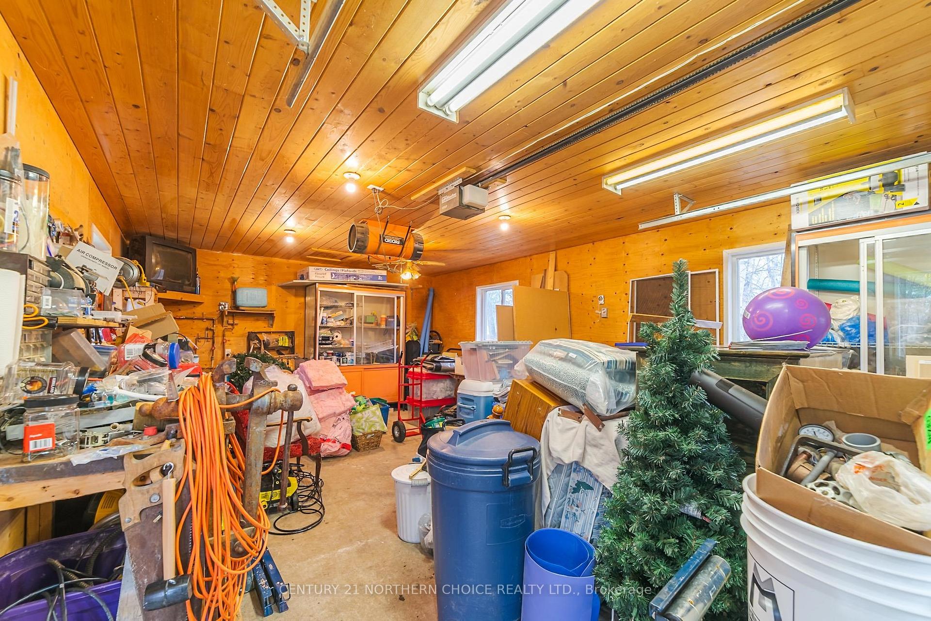 Photo 7 of 620 Sixth St, Kenora, Keewatin — HOMEH