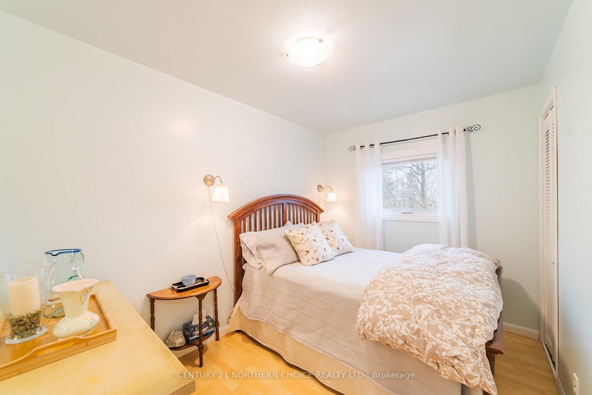 Photo 26 of 620 Sixth St, Kenora, Keewatin — HOMEH