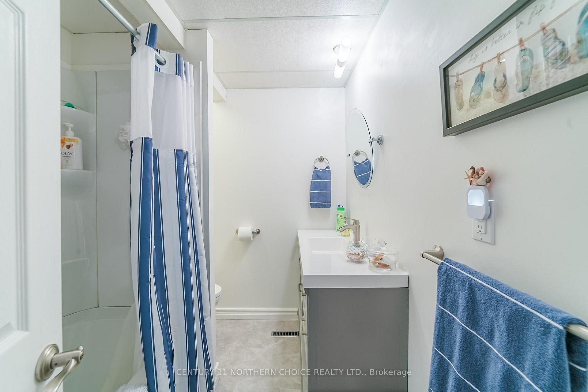 Photo 37 of 620 Sixth St, Kenora, Keewatin — HOMEH