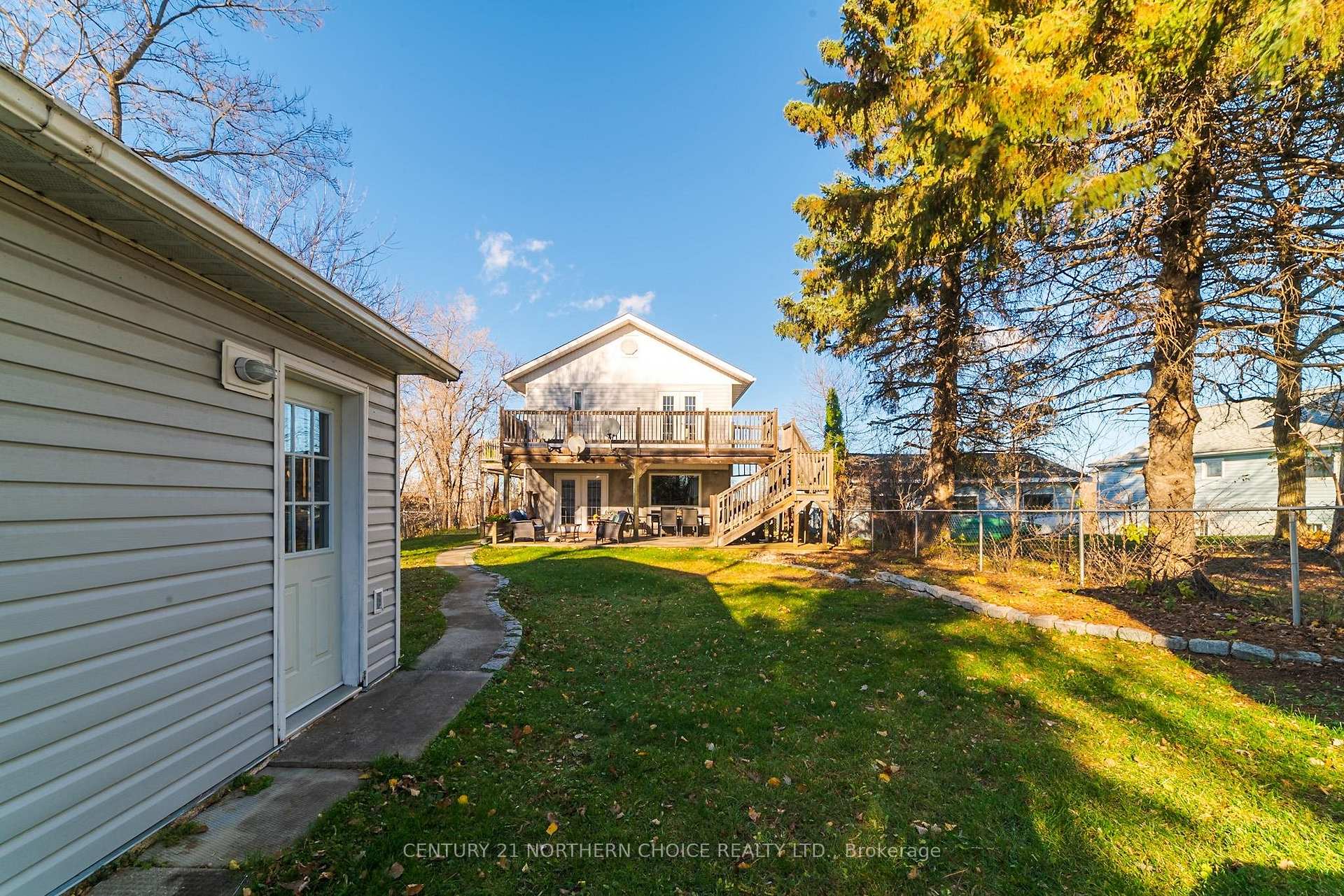 Photo 45 of 620 Sixth St, Kenora, Keewatin — HOMEH