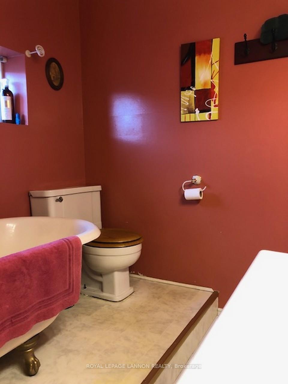 Photo 12 of 205 Main Street, Schreiber — HOMEH