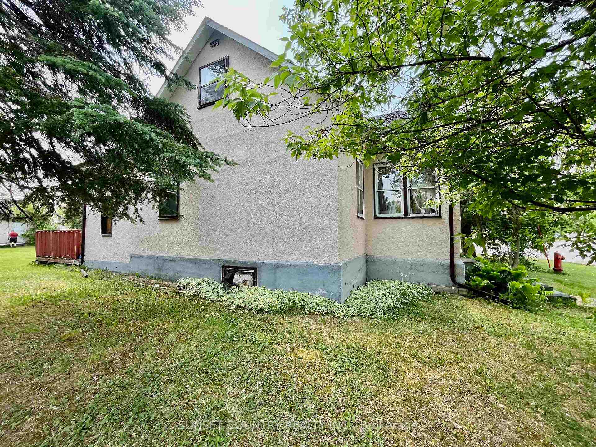 Photo 24 of 254 Florence Street, Dryden, Hillcrest — HOMEH