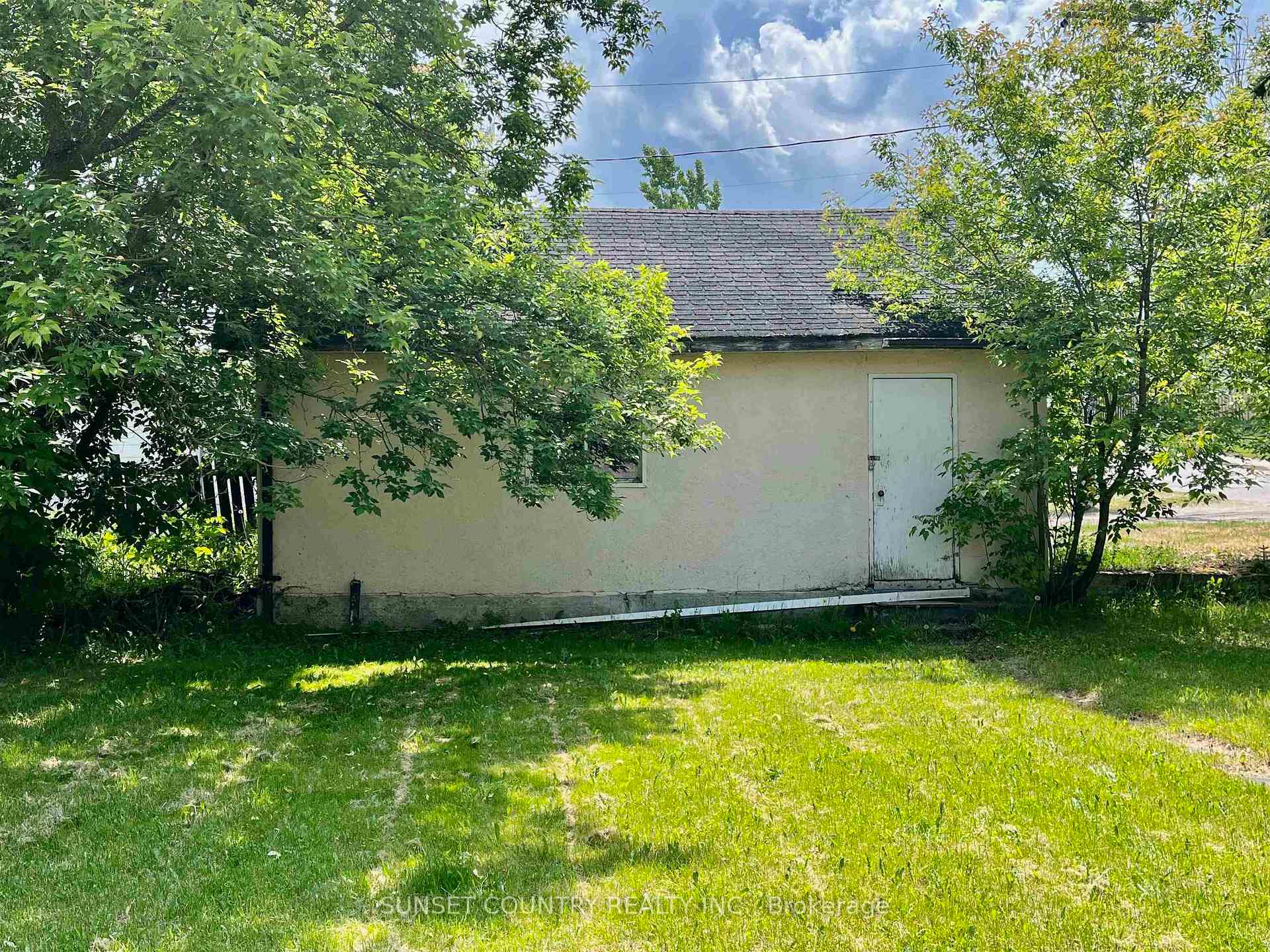 Photo 29 of 254 Florence Street, Dryden, Hillcrest — HOMEH