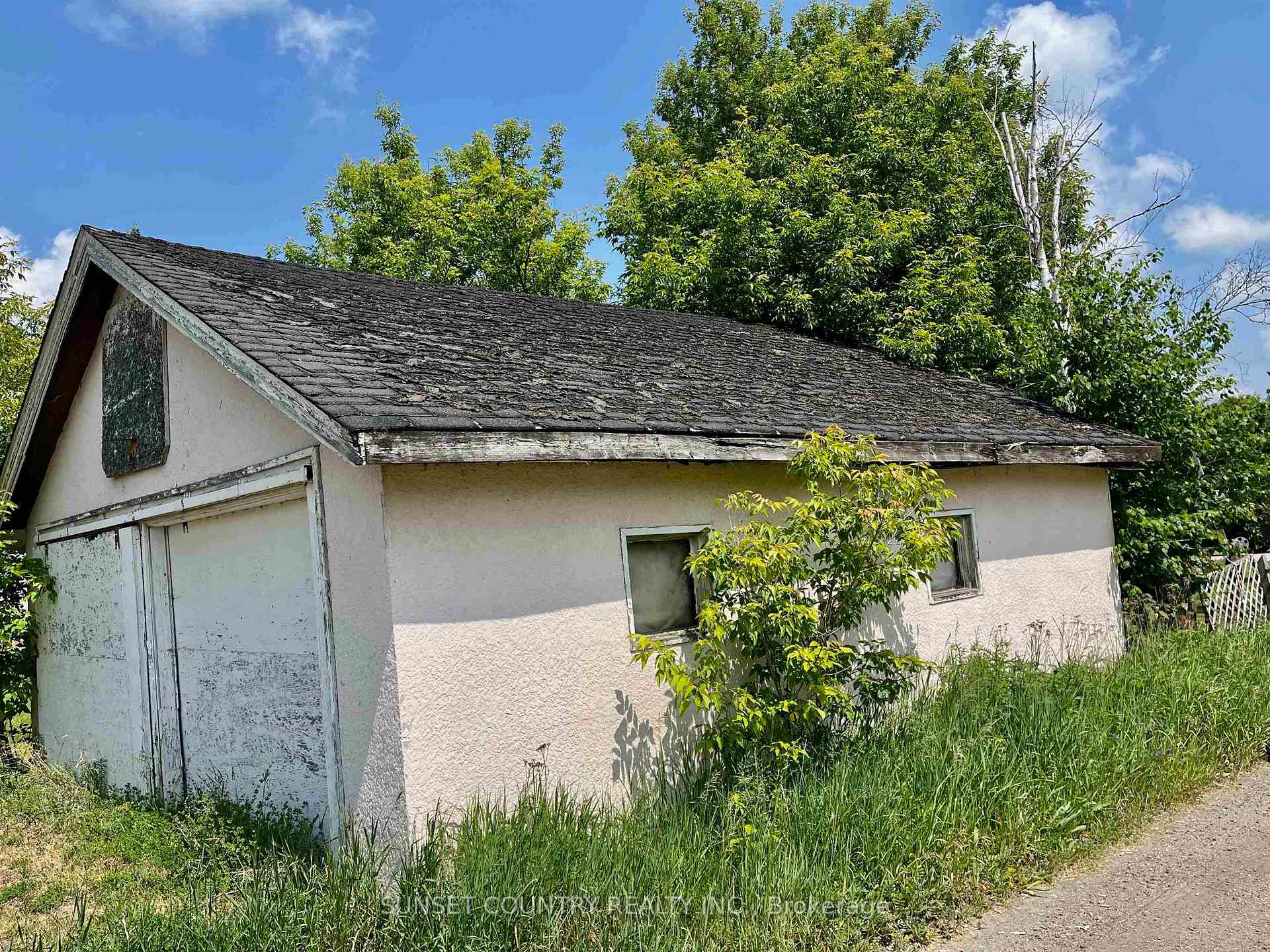 Photo 32 of 254 Florence Street, Dryden, Hillcrest — HOMEH