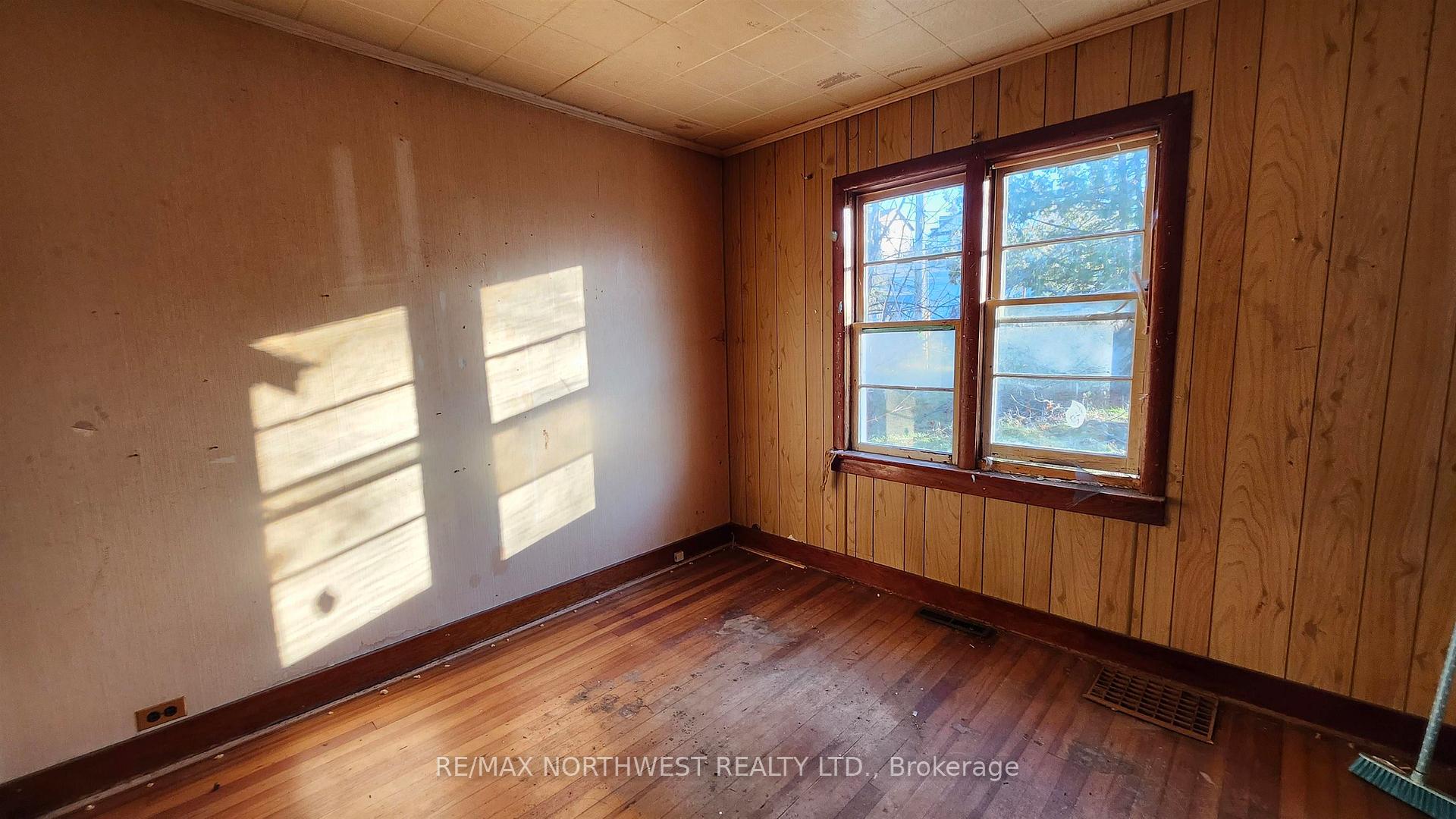 Photo 14 of 101 Charles Street, Kenora, Keewatin — HOMEH