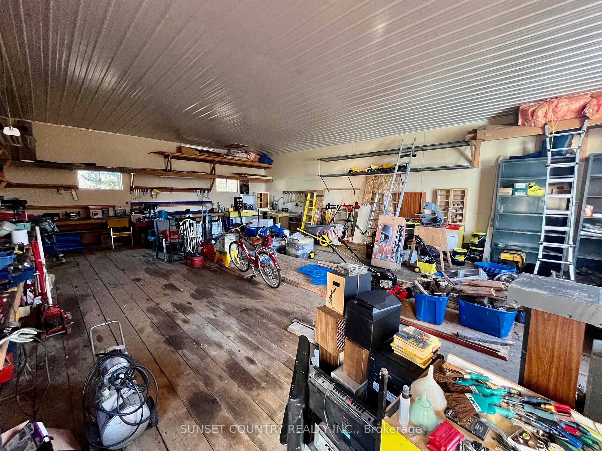 Photo 16 of 343 Hwy 665, Kenora Remote Area, Oxdrift — HOMEH