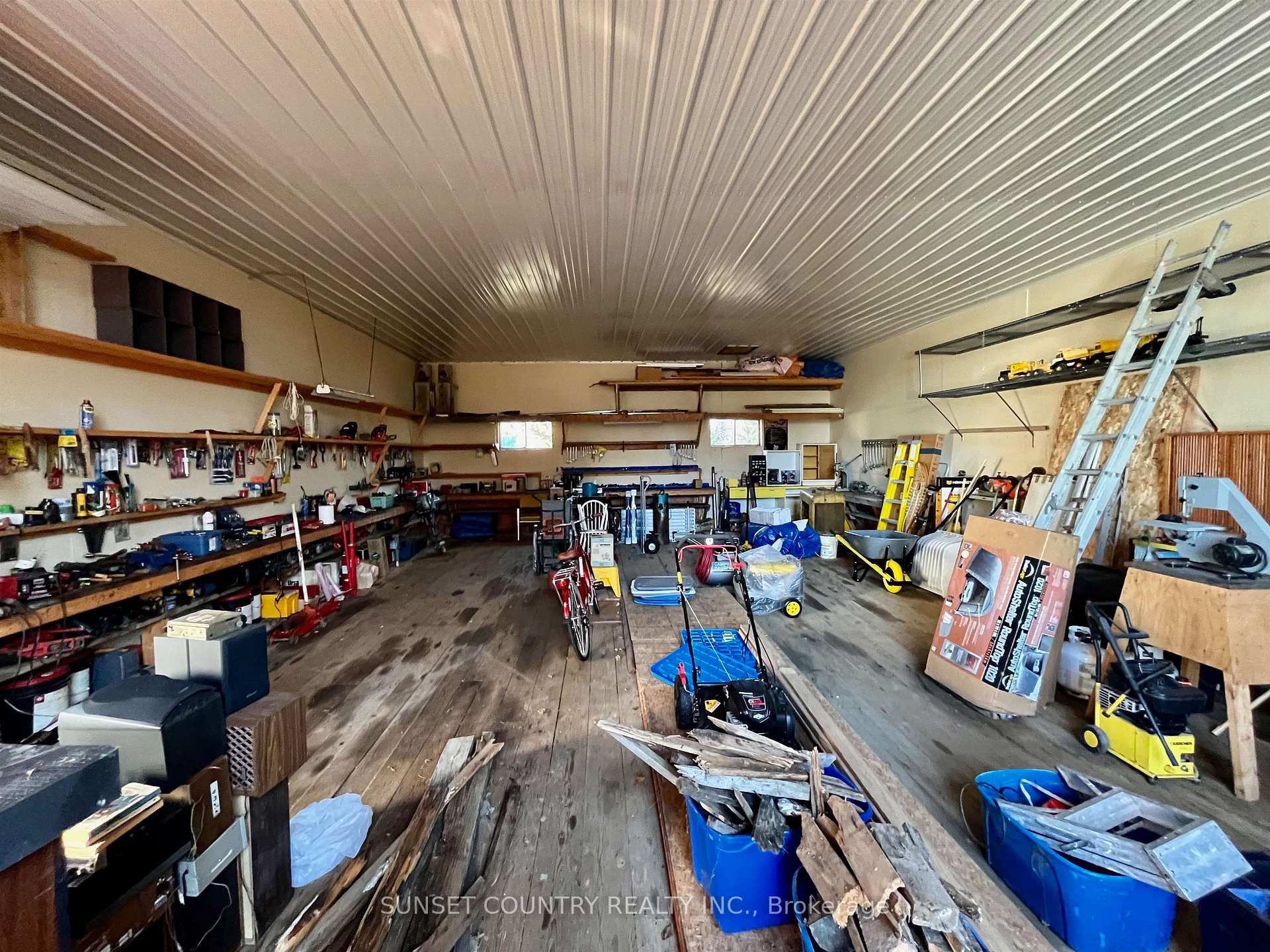 Photo 17 of 343 Hwy 665, Kenora Remote Area, Oxdrift — HOMEH